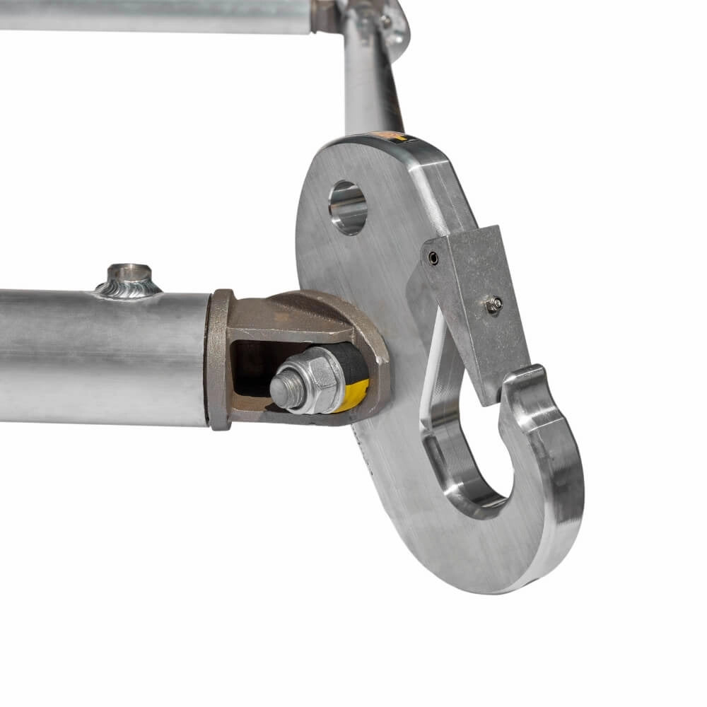 Nærbillede af Alu-løfteåg hjørne med krogforbindelse, der muliggør fastgørelse.