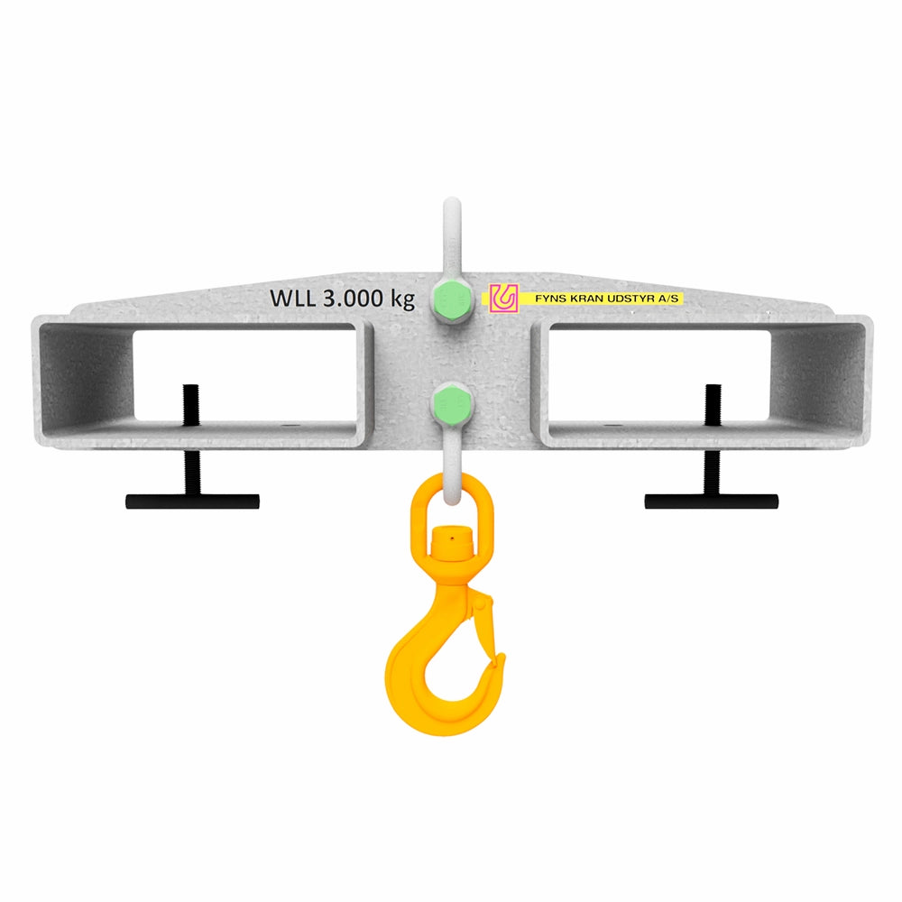 Løfteanordning med to åbninger, gul krog, grønne bolte, "WLL 3.000 kg" og "FYNS KRAN UDSTYR A/S."