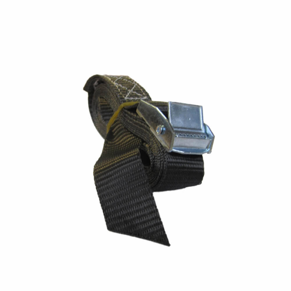 Sort surring med vævet tekstur, rullet op, synlig ende med metalspænde, 25mm x 2.5m.