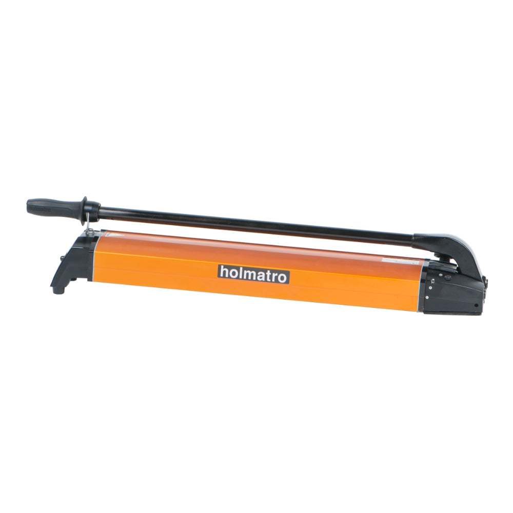Orange Holmatro håndpumpe PA 58 H 2 med sort håndtag og logo på siden.