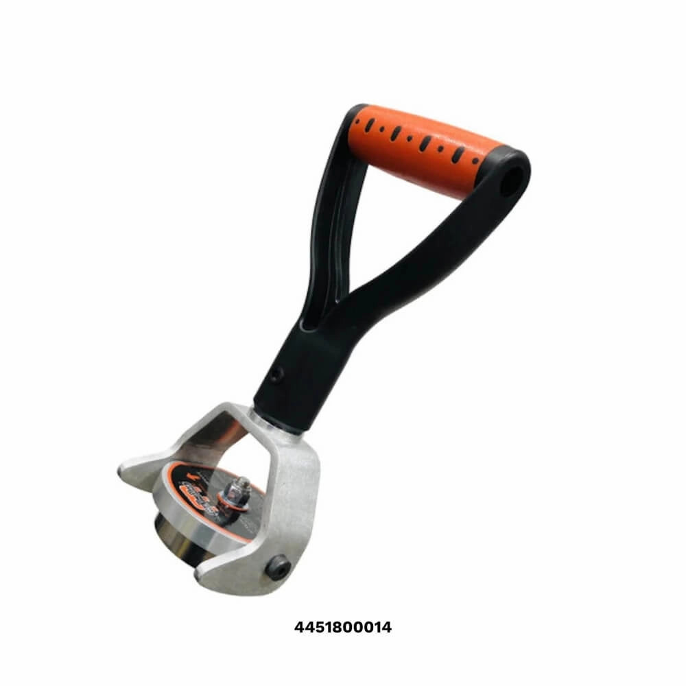 Værktøj med orange/sort greb, metalbase og rund komponent. Ergonomisk design for stabilitet.