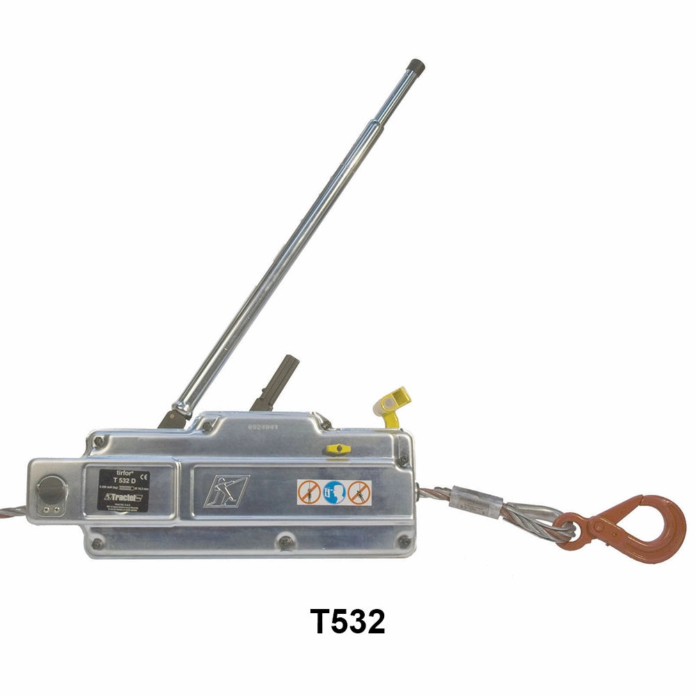 Tirfor Talje T532 - 3.2T med metallegeme, kabel, krog og sikkerhedssymboler.
