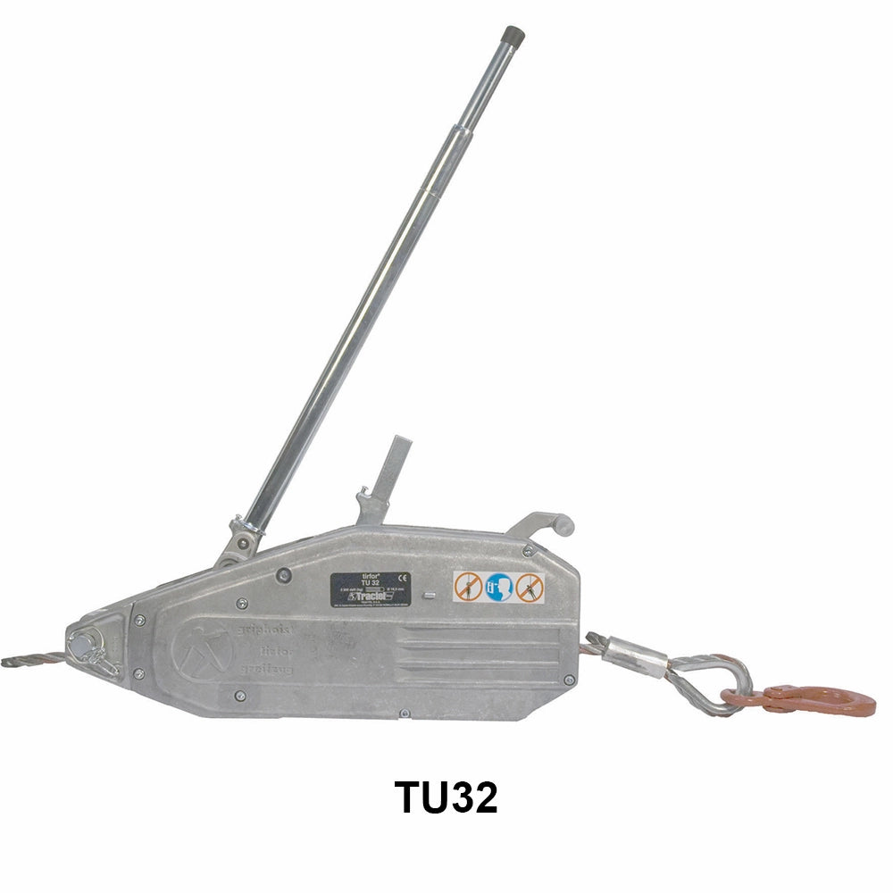 Tirfor Talje model TU32 - 3.2T med metalwire og krog; modelnummer "TU32" vises på pladen.