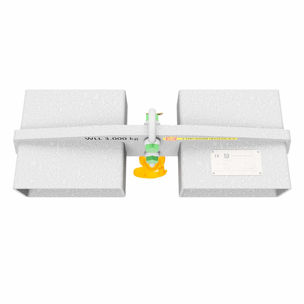 Løfteanordning med to åbninger, gul krog, grønne bolte, "WLL 3.000 kg", "FYNS KRAN UDSTYR A/S".